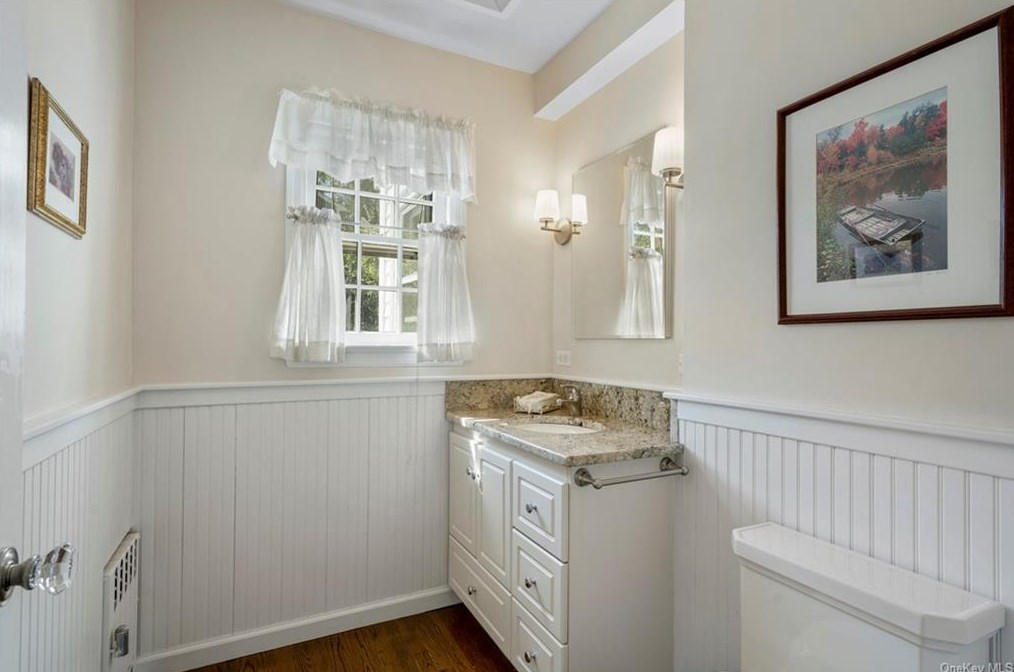 419 Warren Ave, Mamaroneck NY  10543-1332 exterior