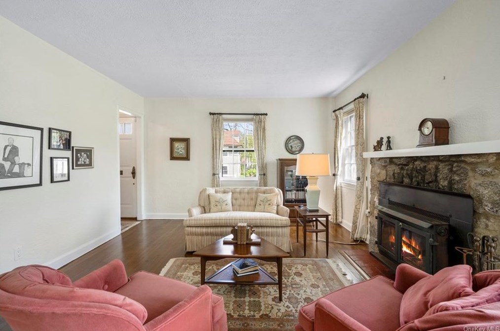 419 Warren Ave, Mamaroneck NY  10543-1332 exterior