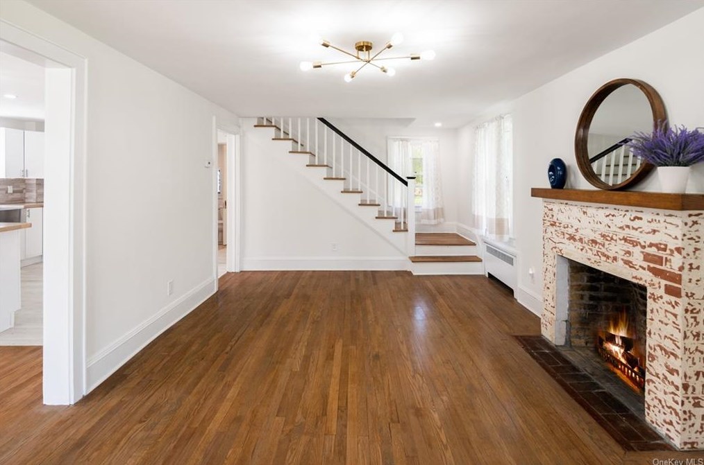 22 Pleasant St, Bedford NY  10506-1501 exterior