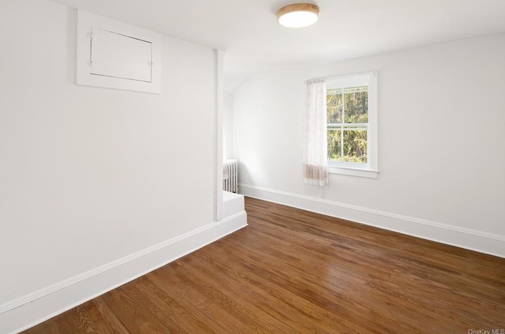 22 Pleasant St, Bedford NY  10506-1501 exterior