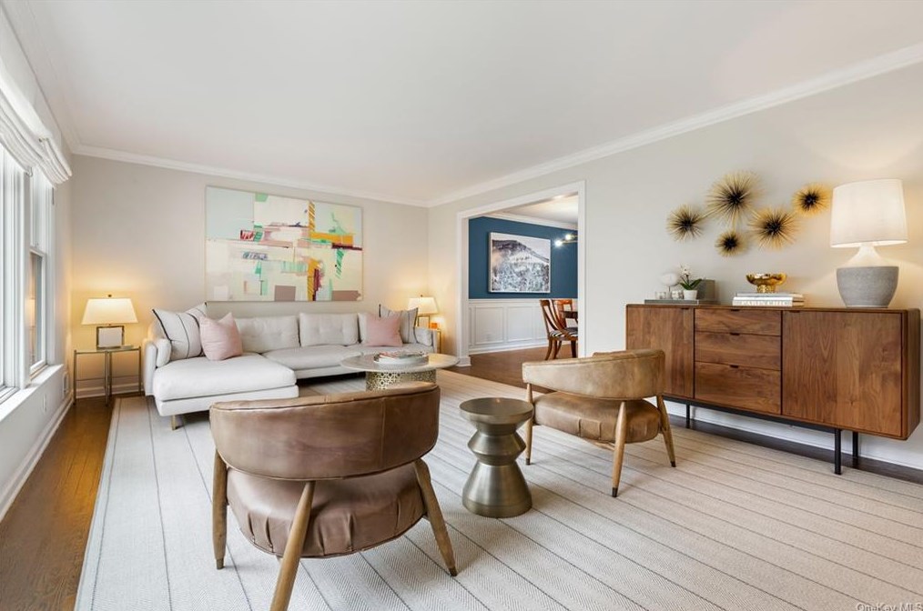 18 Harding Dr, Rye NY  10580-1313 exterior