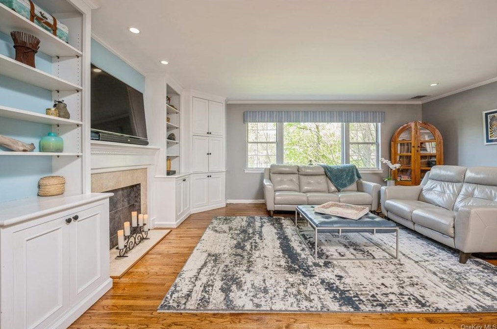 704 Louis St, Mamaroneck NY  10543-1728 exterior