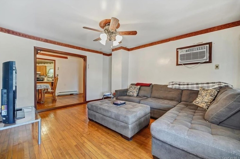 8 Orchard St, Haverstraw NY  10927-1111 exterior