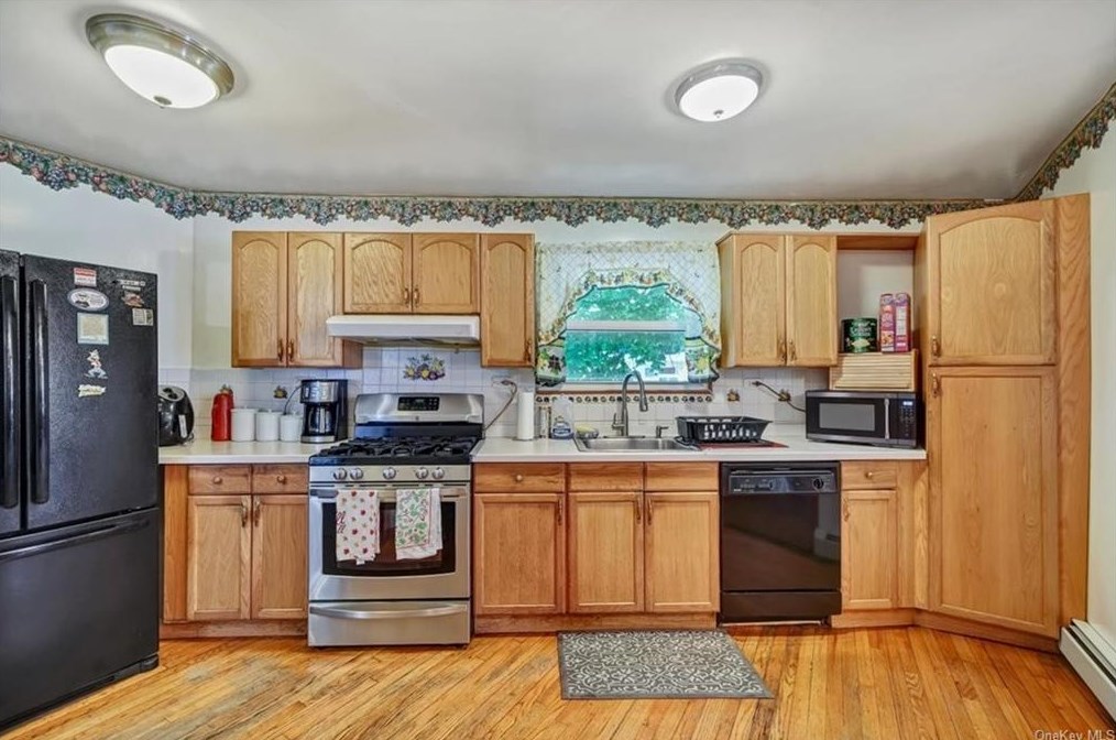 8 Orchard St, Haverstraw NY  10927-1111 exterior