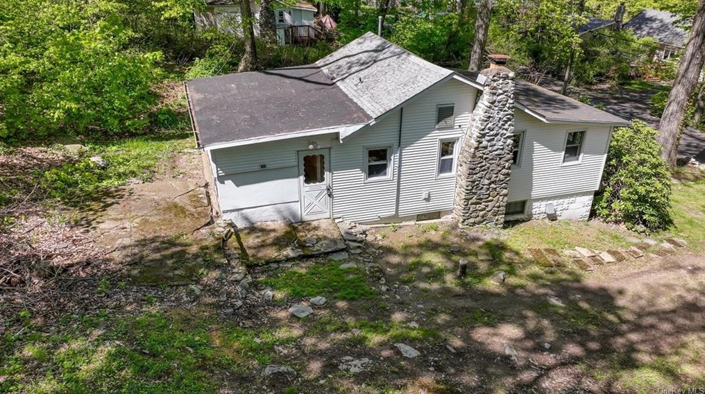 81 Sylvan Trl, Monroe NY  10950-6710 exterior