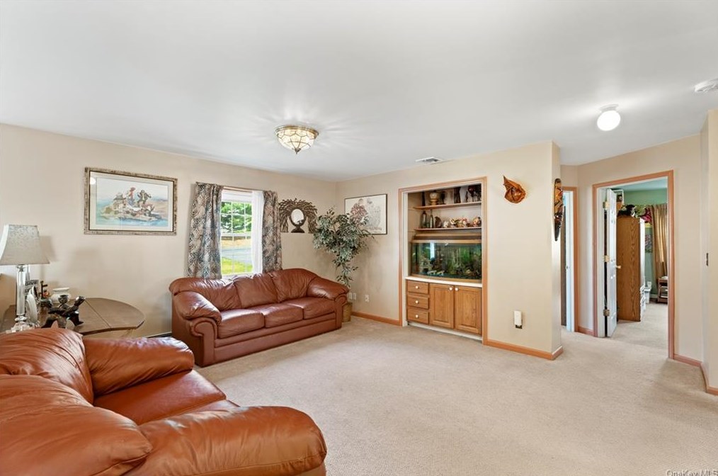 334 Fair St, Kent Lakes NY  10512-6141 exterior