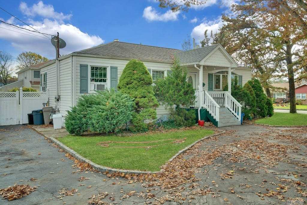 2 Ithaca St, Deer Park, NY 11729 MLS 3284806 Coldwell Banker