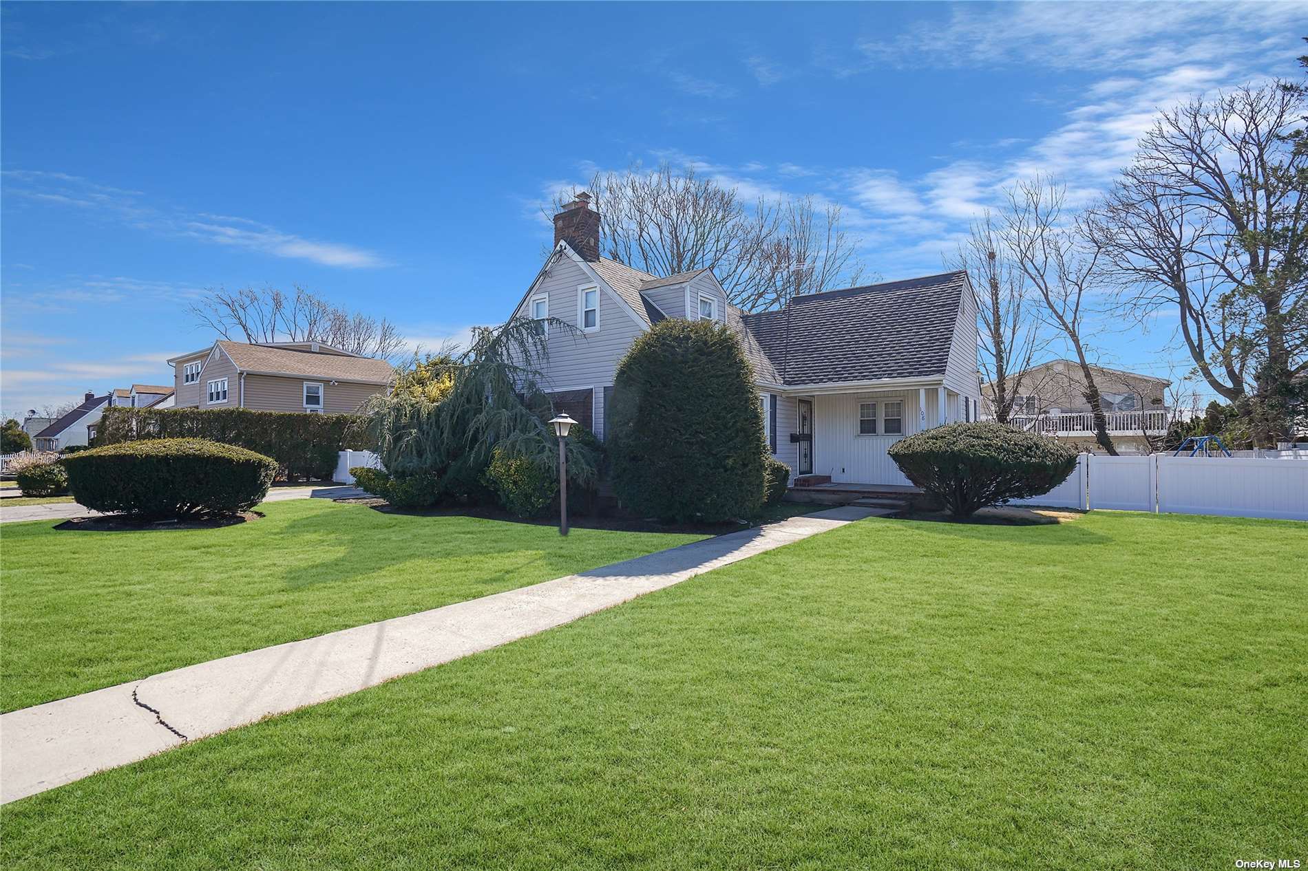 108 Madison Ave, New Hyde Park, NY 11040 MLS 3297041 Coldwell Banker