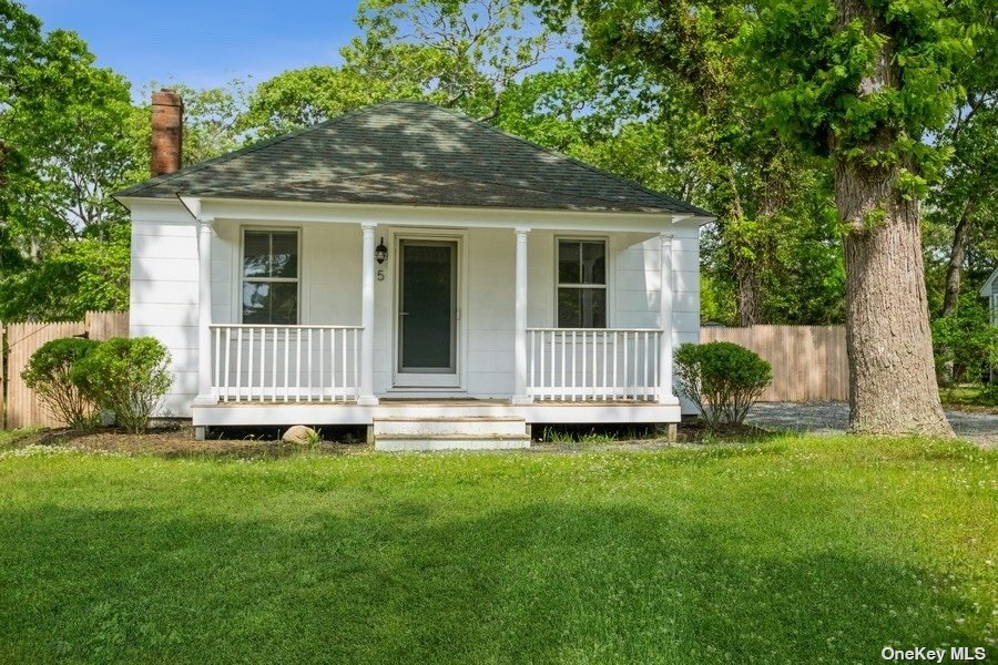 5 Summit Blvd, Westhampton, NY 11977 MLS 3318618 Coldwell Banker