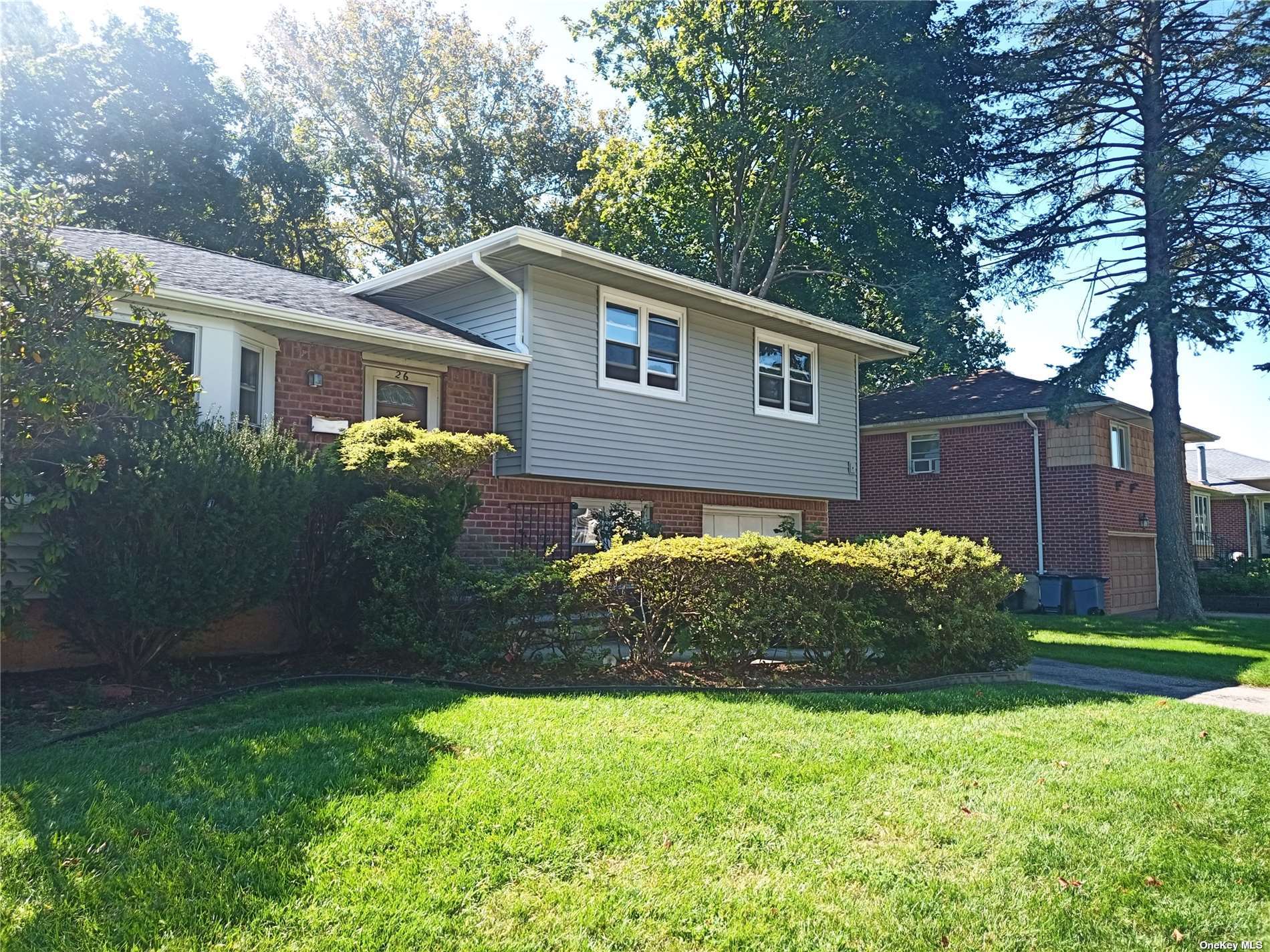 26 Eastfield Ln, Melville, NY 11747 MLS 3331437 Coldwell Banker