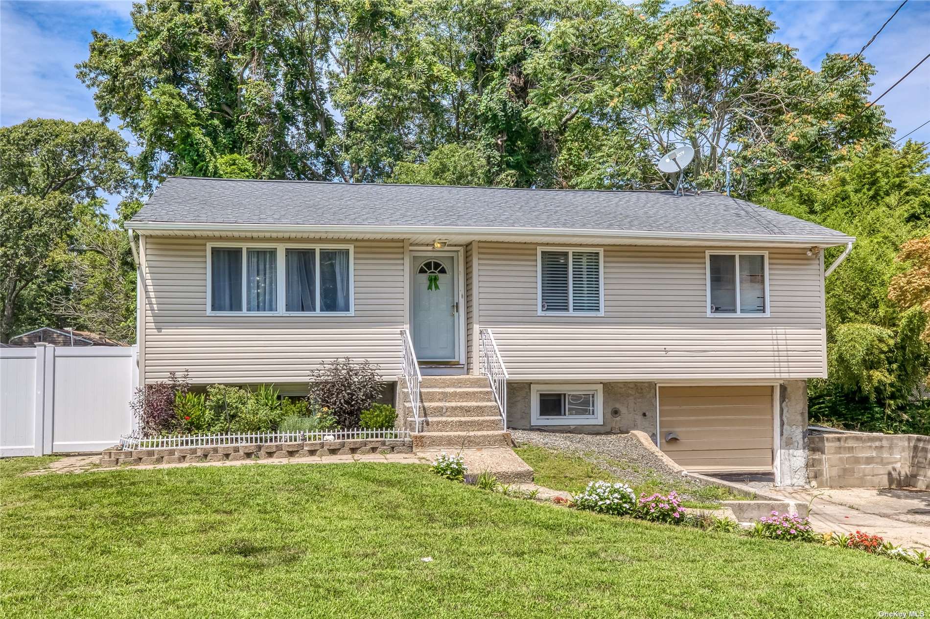 63 Mooney Pond Rd, Selden, NY 11784 MLS 3338707 Coldwell Banker