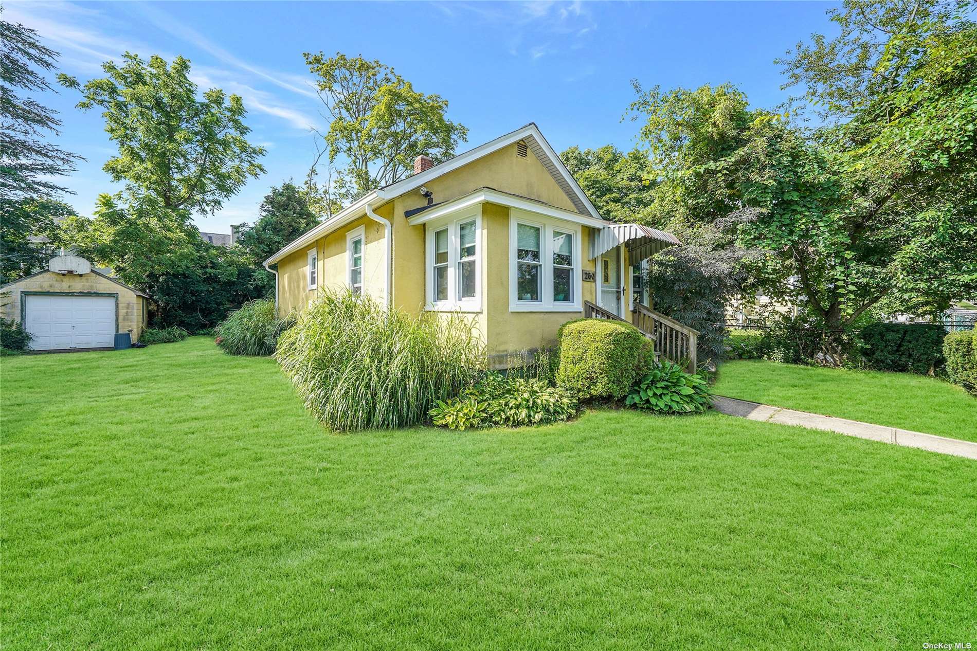 260 Irving St, Central Islip, NY 11722 MLS 3340162 Coldwell Banker