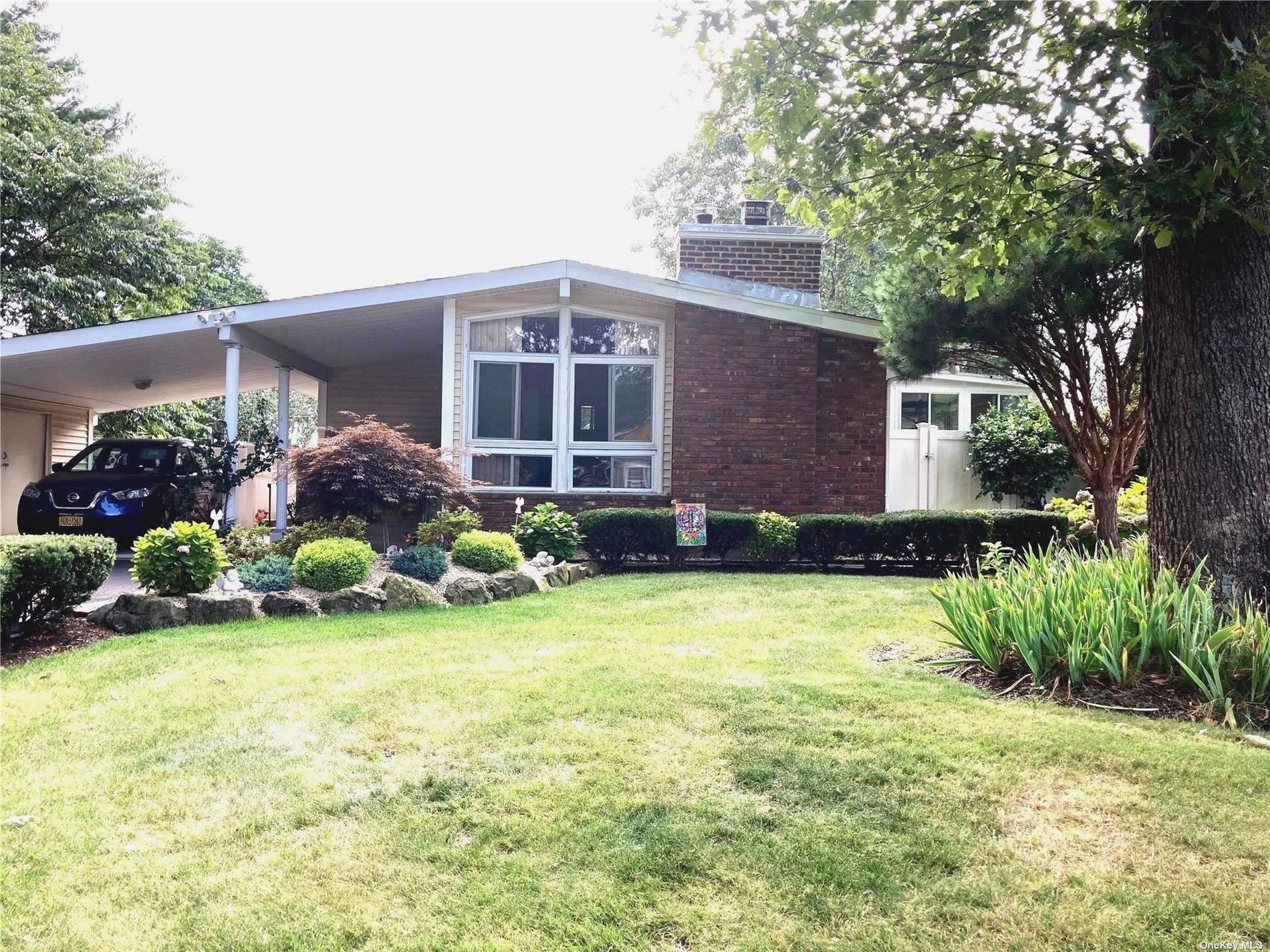 146 Magnolia Dr, Selden, NY 11784 MLS 3349048 Coldwell Banker