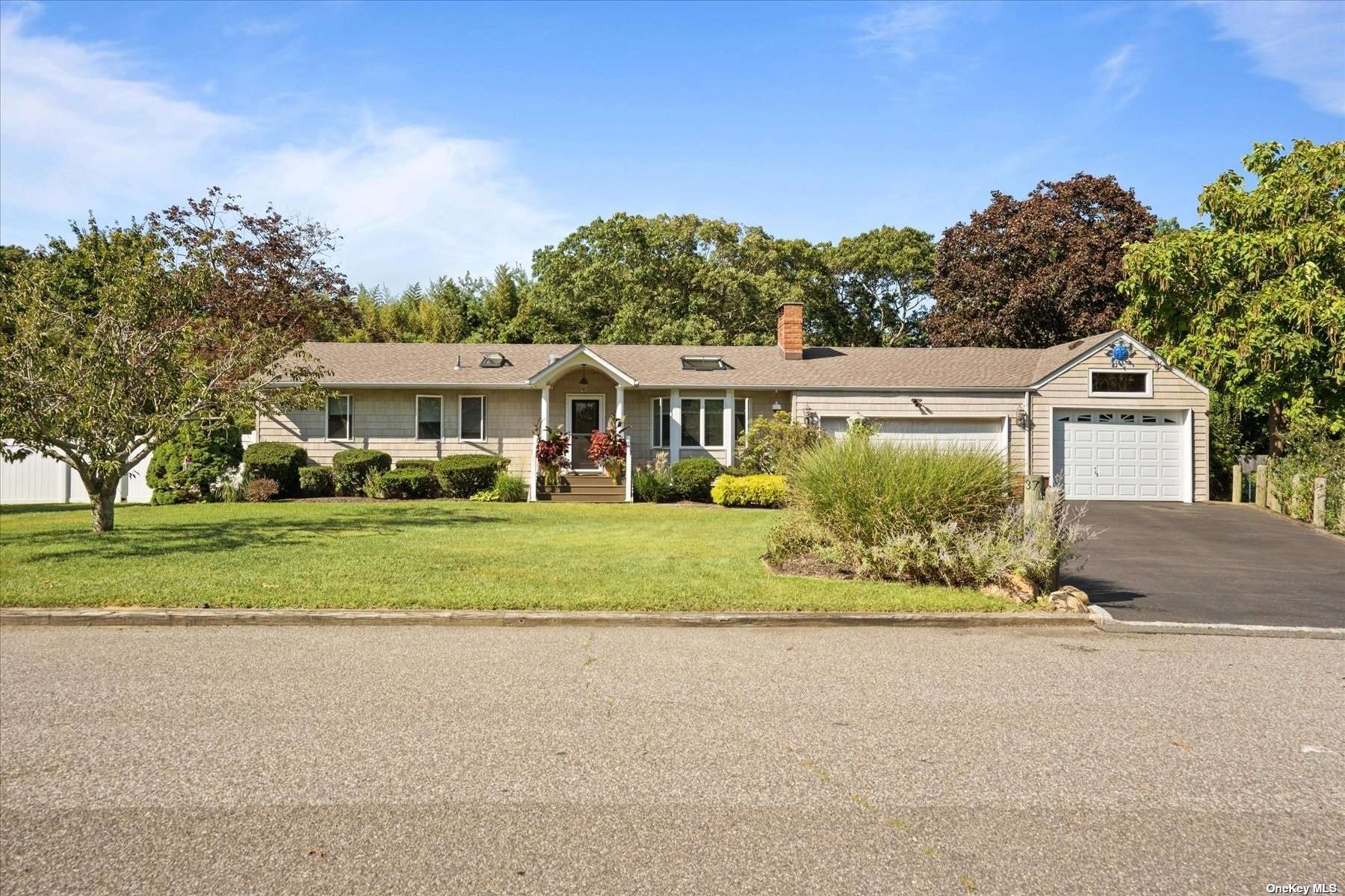 37 Hallock Rd, Patchogue, NY 11772 MLS 3350626 Coldwell Banker