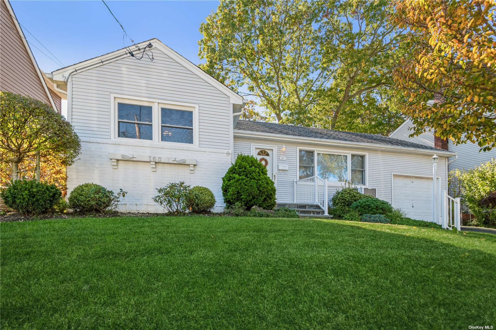 160 Willow St, Massapequa Park, NY 11762 MLS 3357124 Coldwell Banker