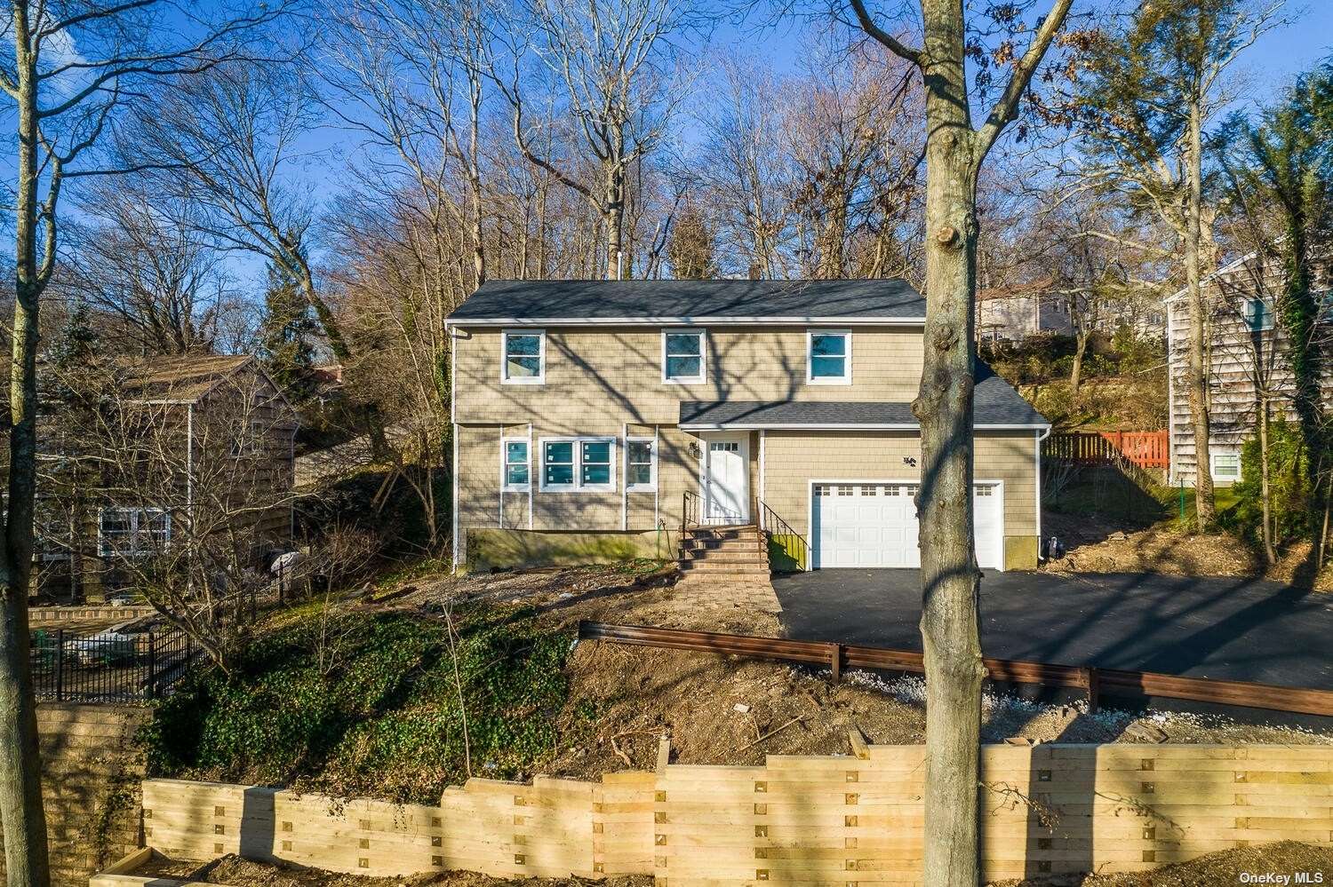 3 Upper Pond Ct, Centerport, NY 11721 MLS 3371300 Coldwell Banker