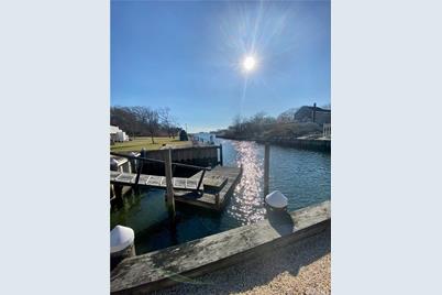 4 Beatrice Dr Hampton Bays NY 11946 MLS 3375759 Coldwell Banker