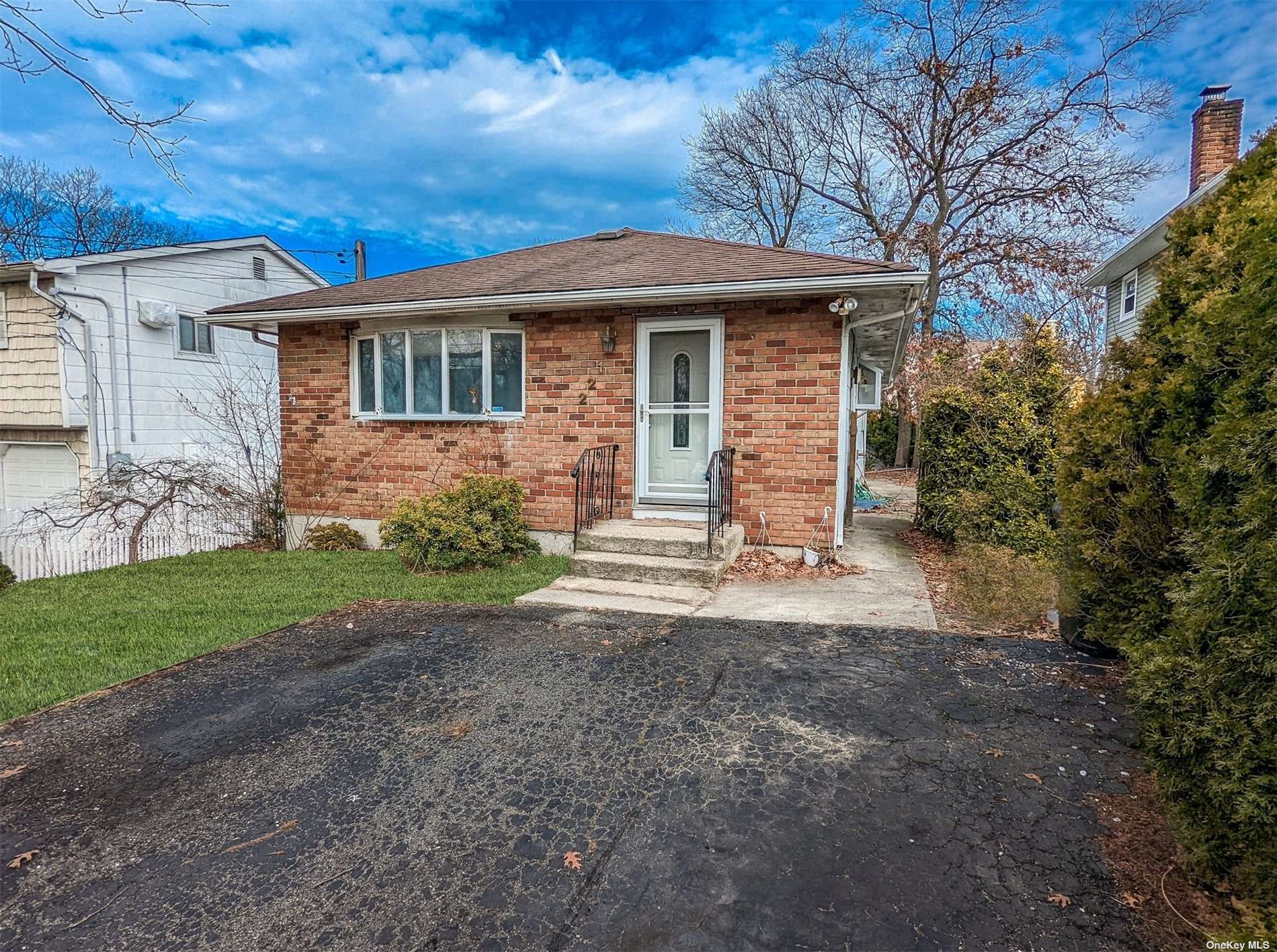 221 Fir Grove Rd, Ronkonkoma, NY 11779 MLS 3376251 Coldwell Banker