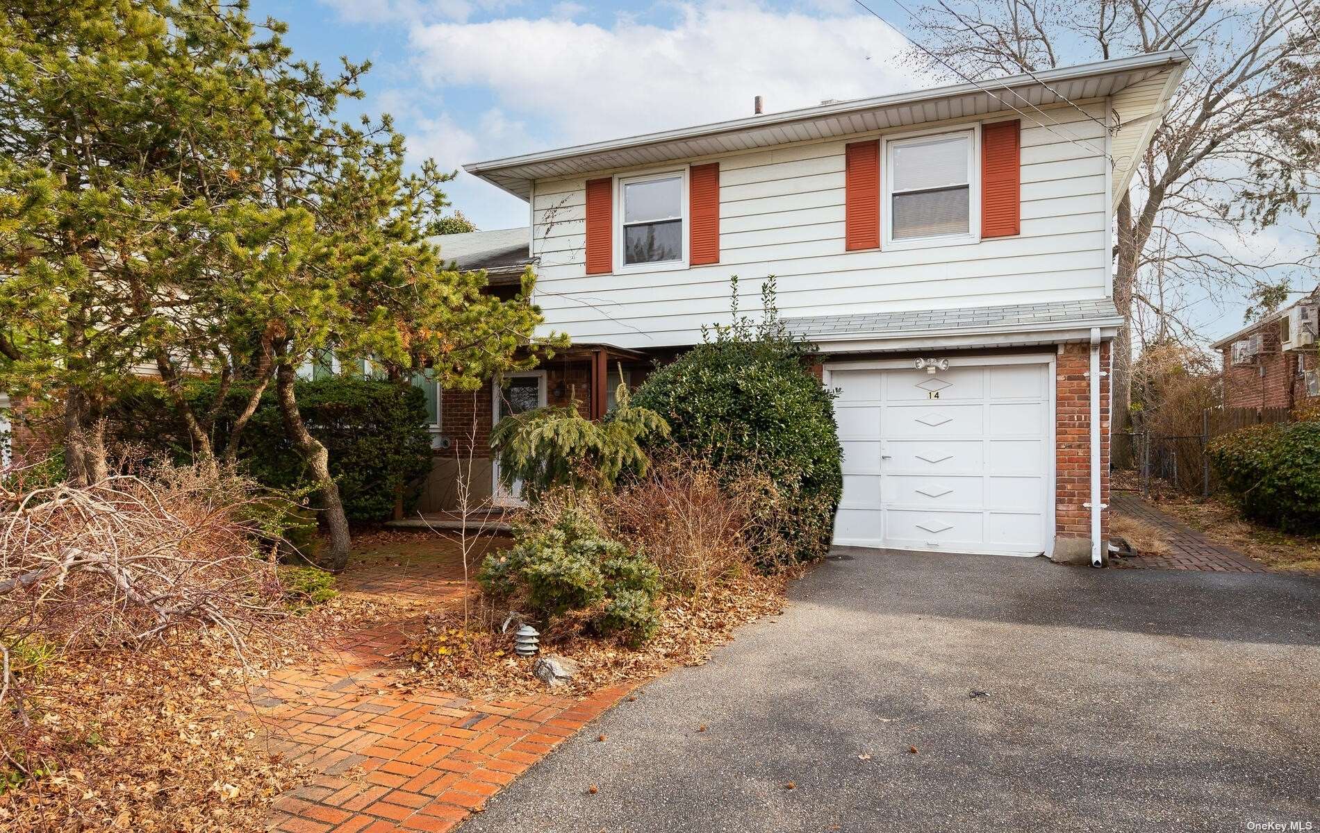 14 Gordon Dr, Williston Park, NY 11596 MLS 3377152 Coldwell Banker