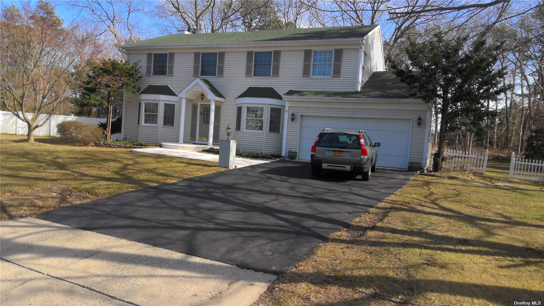 47 Northumberland Dr, Shoreham, NY 11786 MLS 3377842 Coldwell Banker