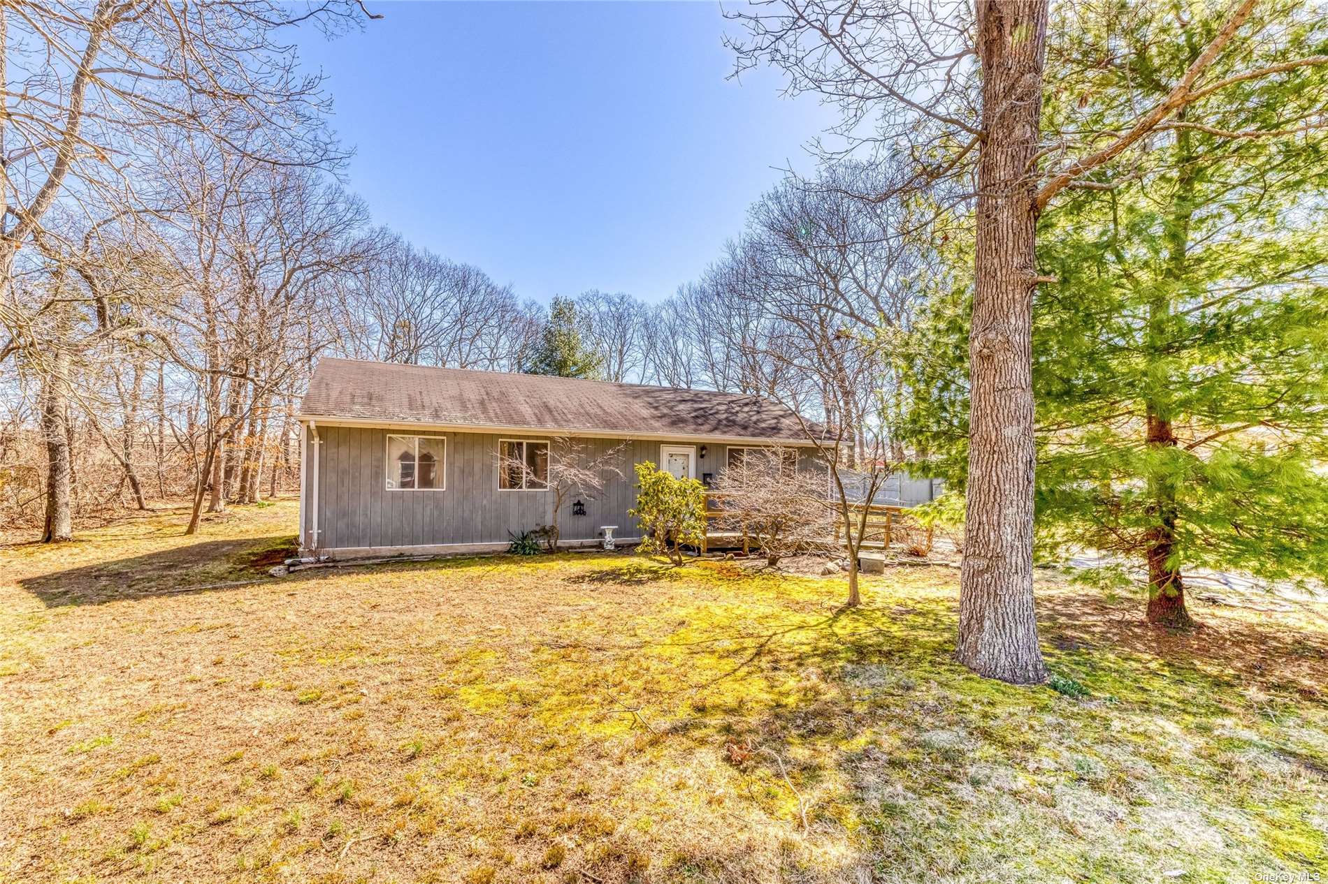 107 Chichester Ave, Center Moriches, NY 11934 MLS 3384148 Coldwell