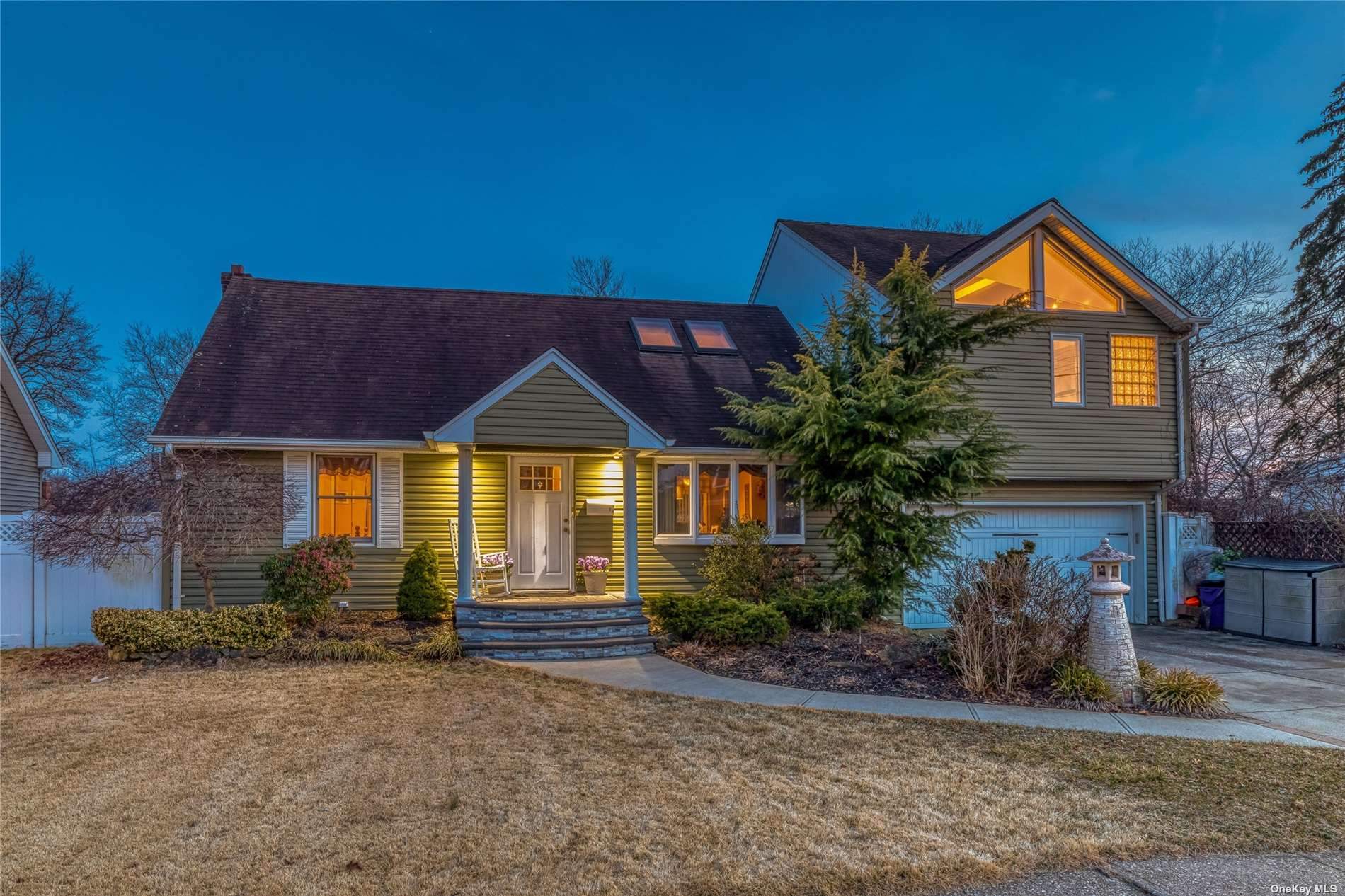 10 Beryl Ln, Farmingdale, NY 11735 MLS 3384272 Coldwell Banker