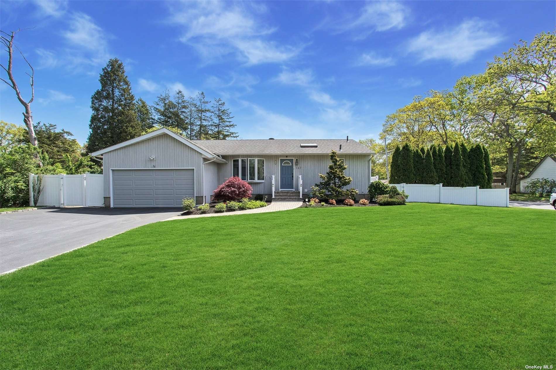 147 Broadway Ave, Sayville, NY 11782 MLS 3397547 Coldwell Banker