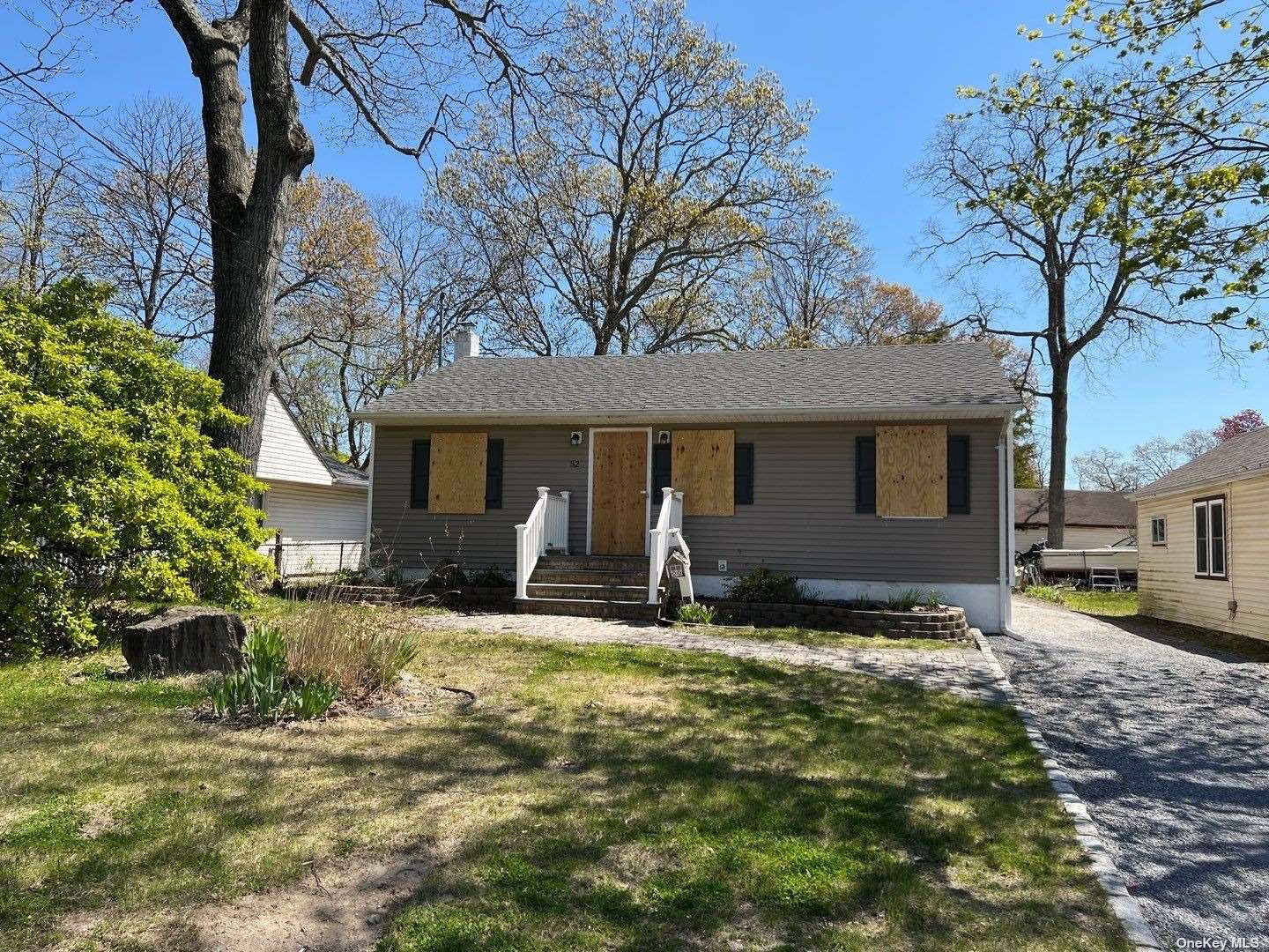 52 11th Ave, Huntington Station, NY 11746 MLS 3398255 Coldwell Banker