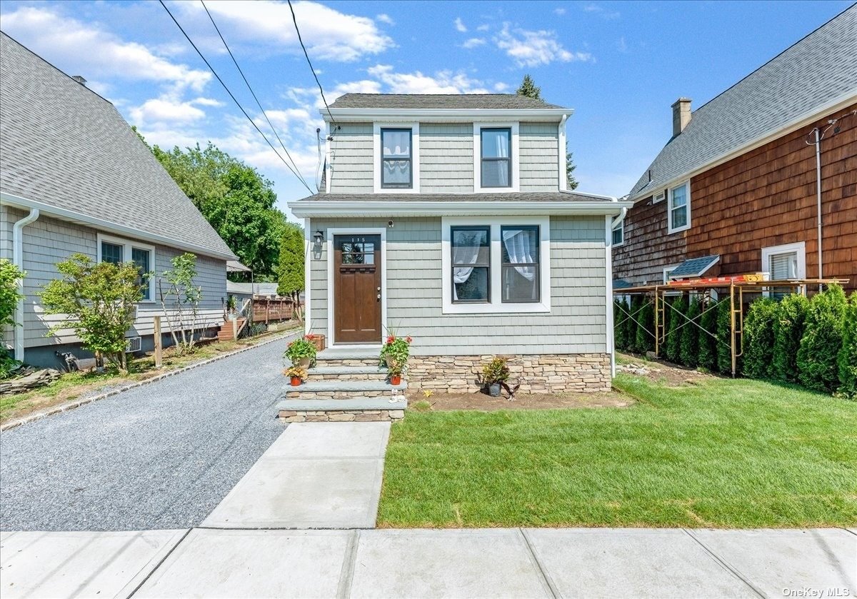 115 Stratford Ave, Williston Park, NY 11596 MLS 3401853 Coldwell Banker