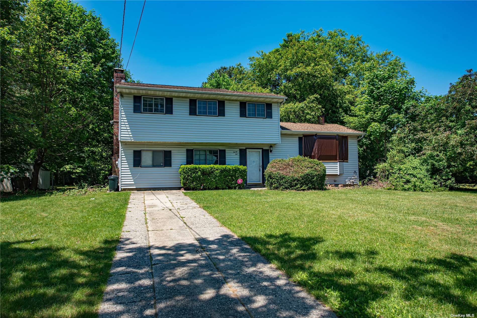 25-charter-ave-dix-hills-ny-11746-mls-3403748-coldwell-banker