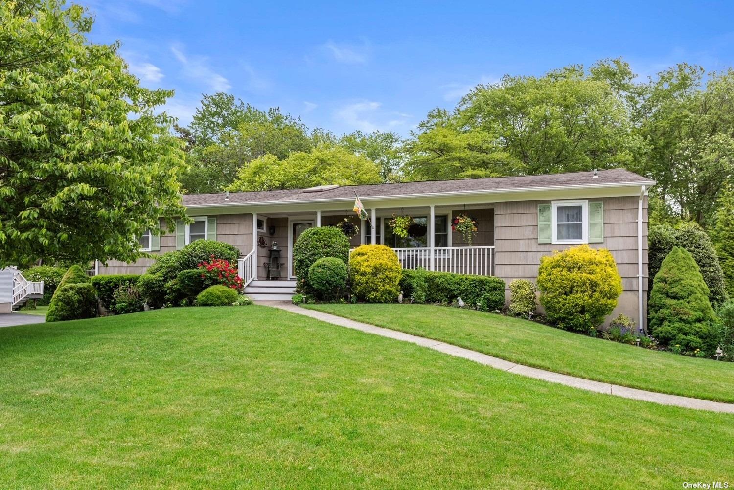 47 Wilson St, Blue Point, NY 11715 MLS 3406937 Coldwell Banker