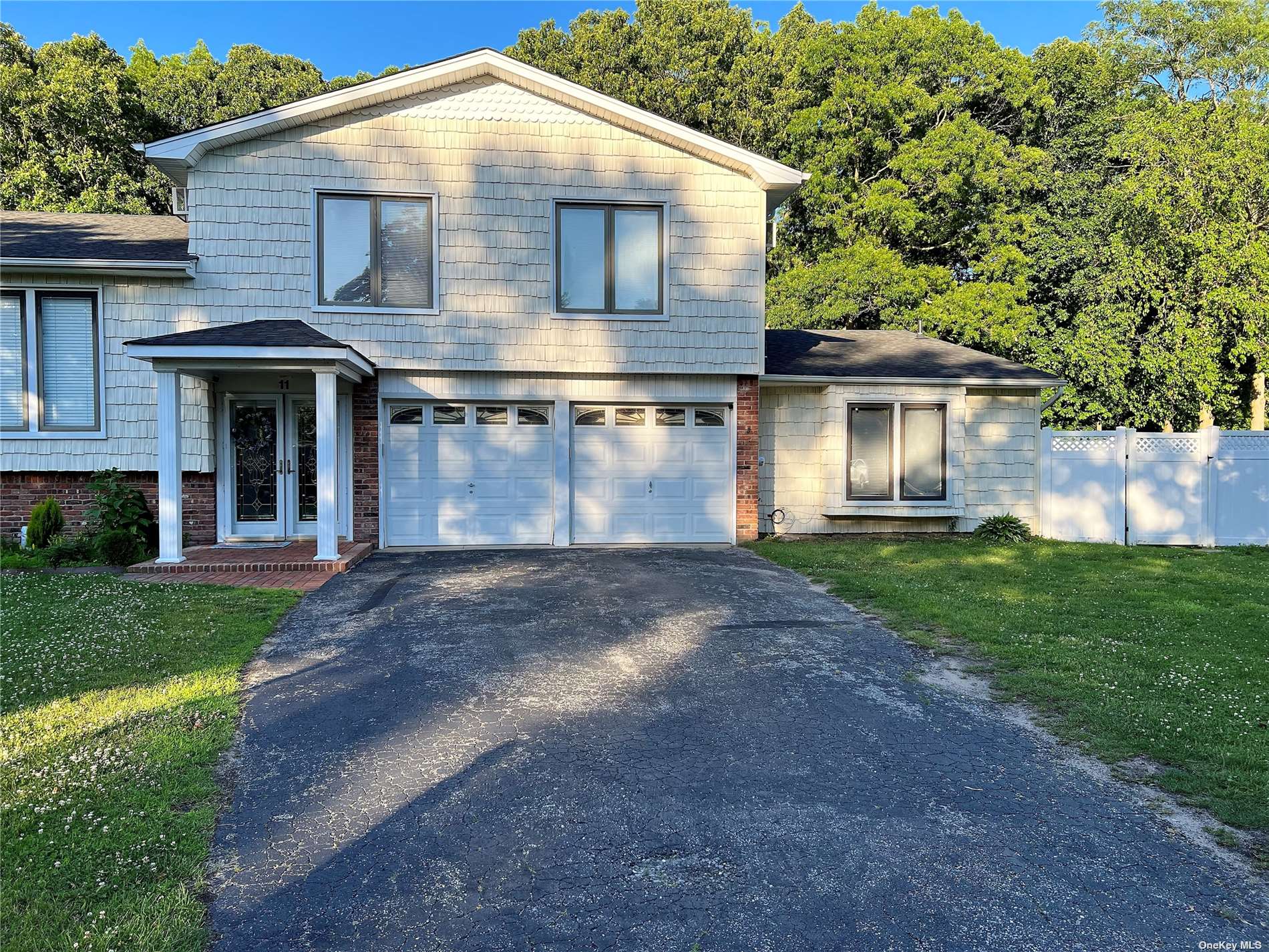 11 Sparrow Dr, Coram, NY 11727 MLS 3407372 Coldwell Banker