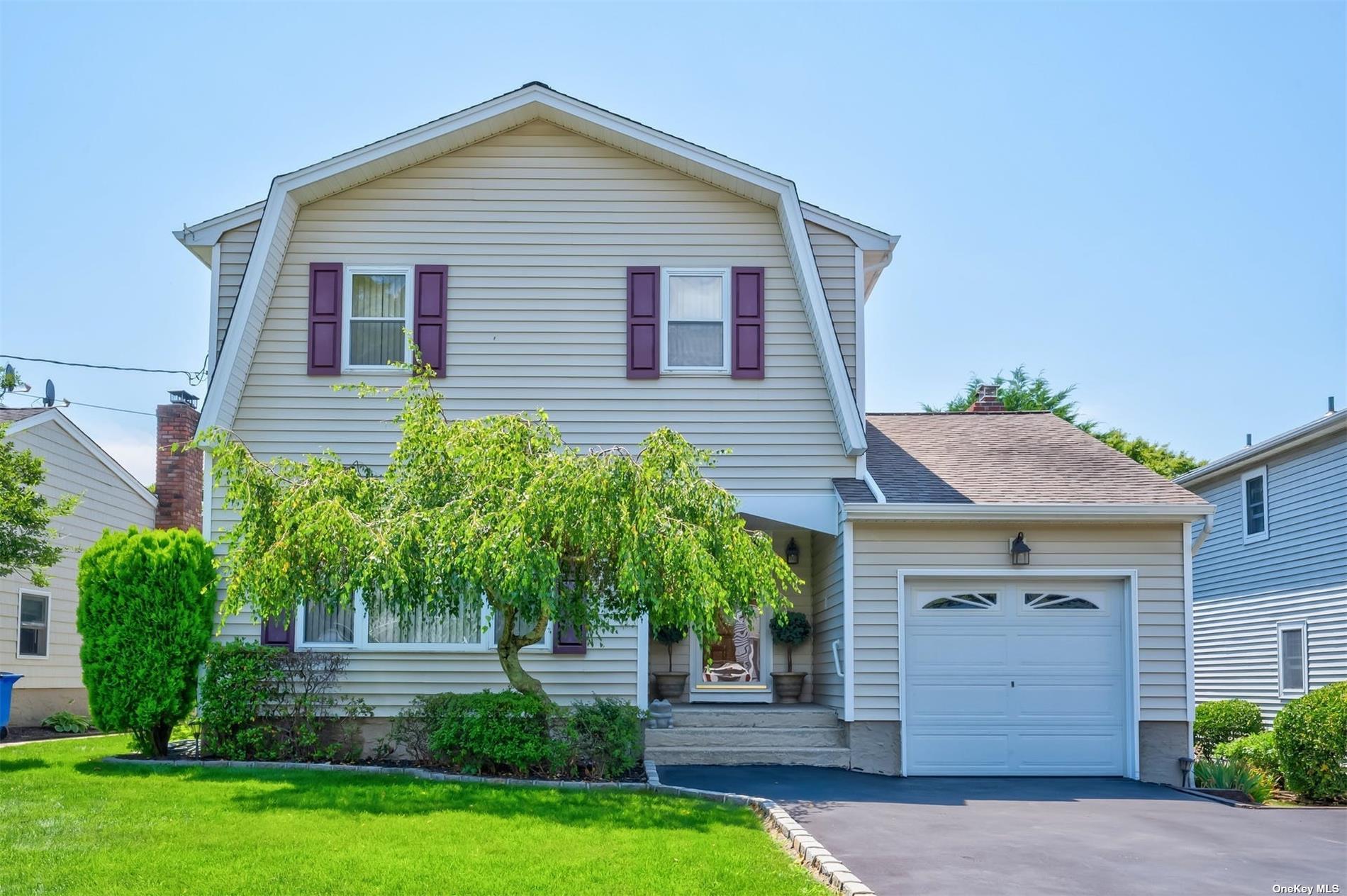 34 Forester Ct, Northport, NY 11768 MLS 3418681 Coldwell Banker