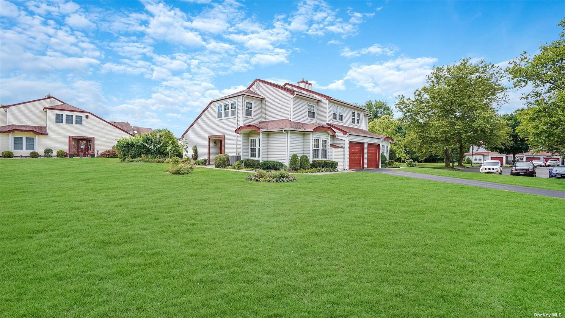 19 Cornwallis Ct 19, Coram, NY 11727 MLS 3419988 Coldwell Banker