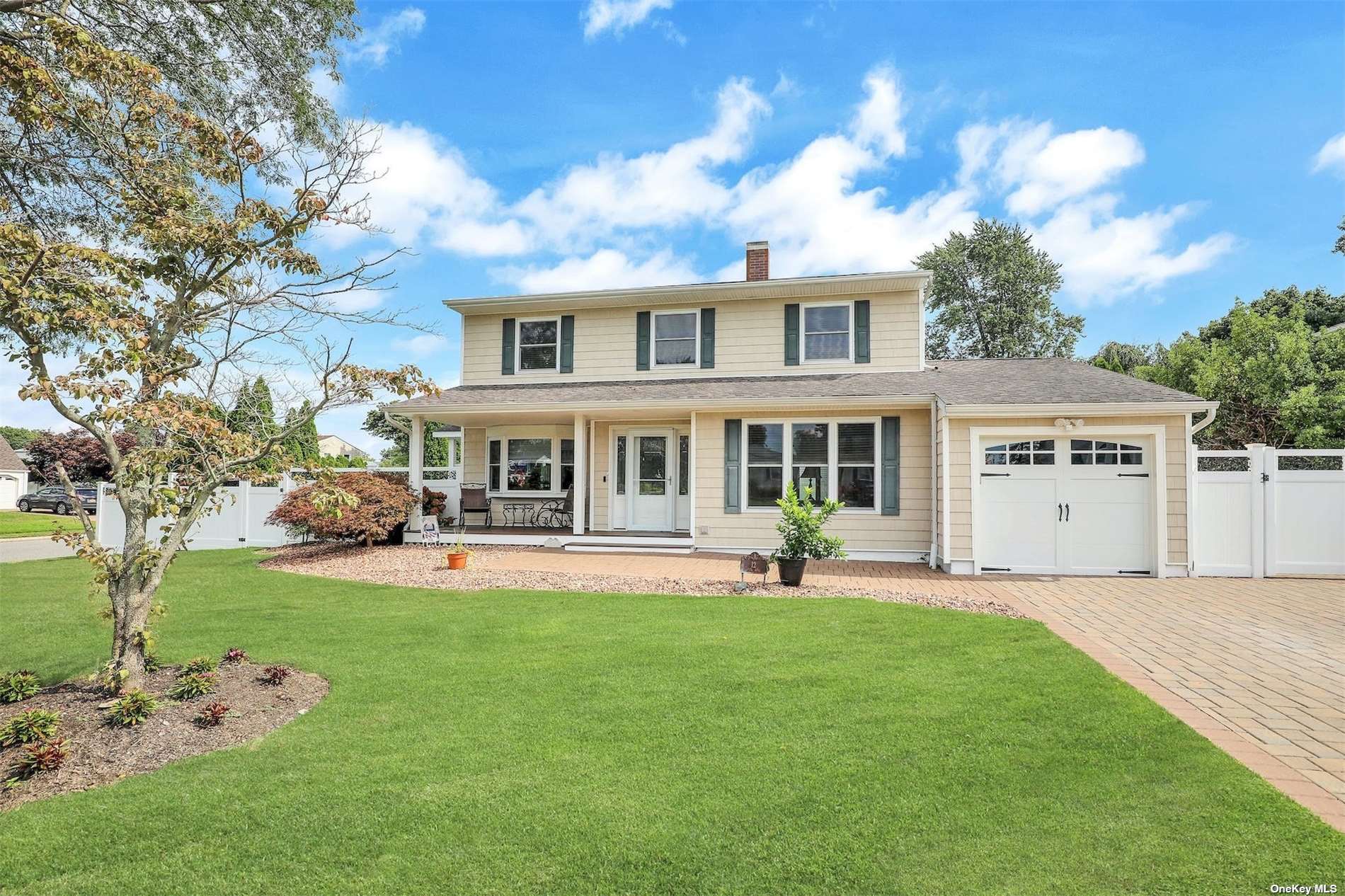12 Foil Ln, Holbrook, NY 11741 MLS 3423325 Coldwell Banker