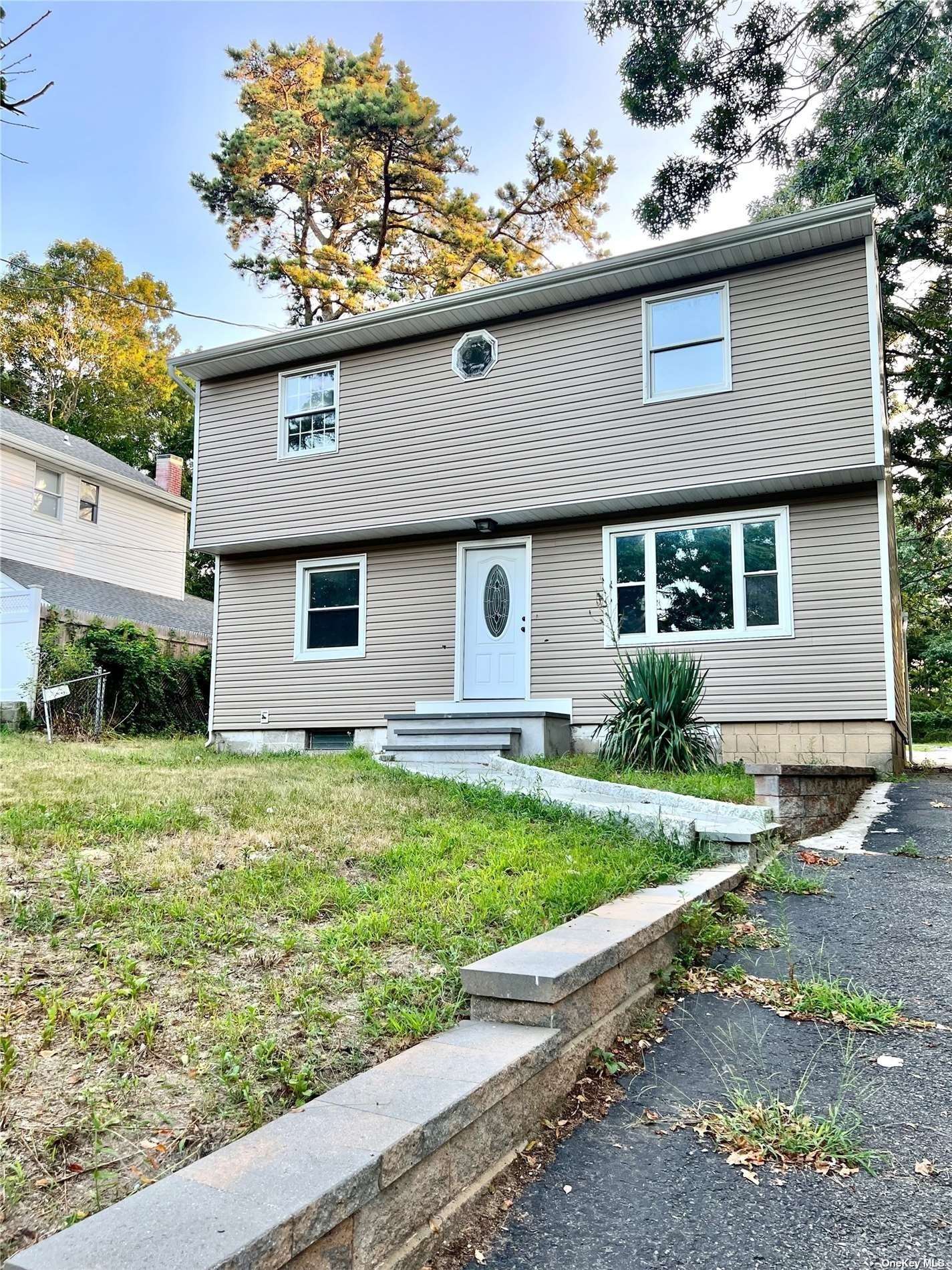 222 Madison St, Mastic, NY 11950 MLS 3425534 Coldwell Banker