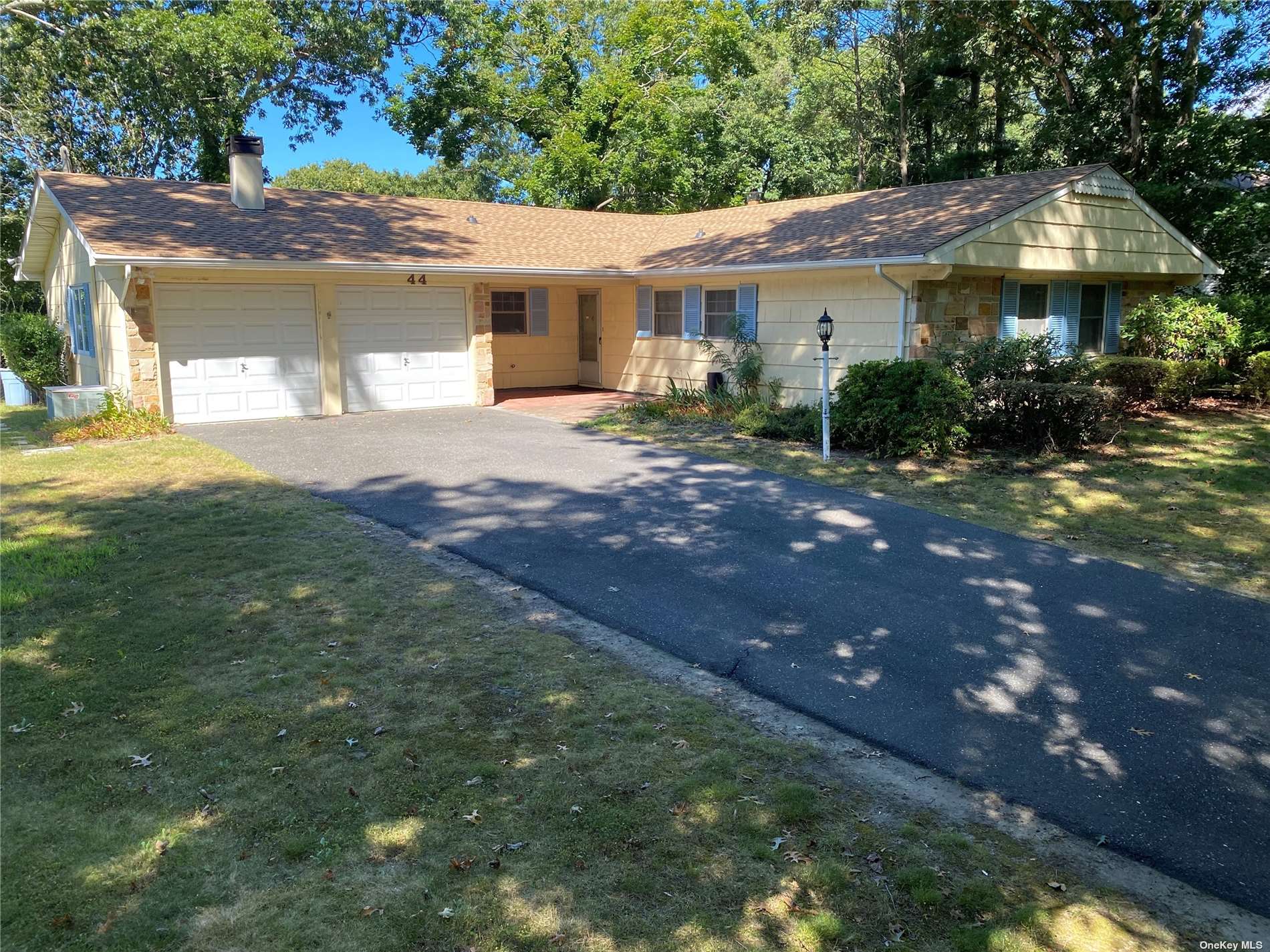 44 Sycamore Cir, Stony Brook, NY 11790 MLS 3432233 Coldwell Banker