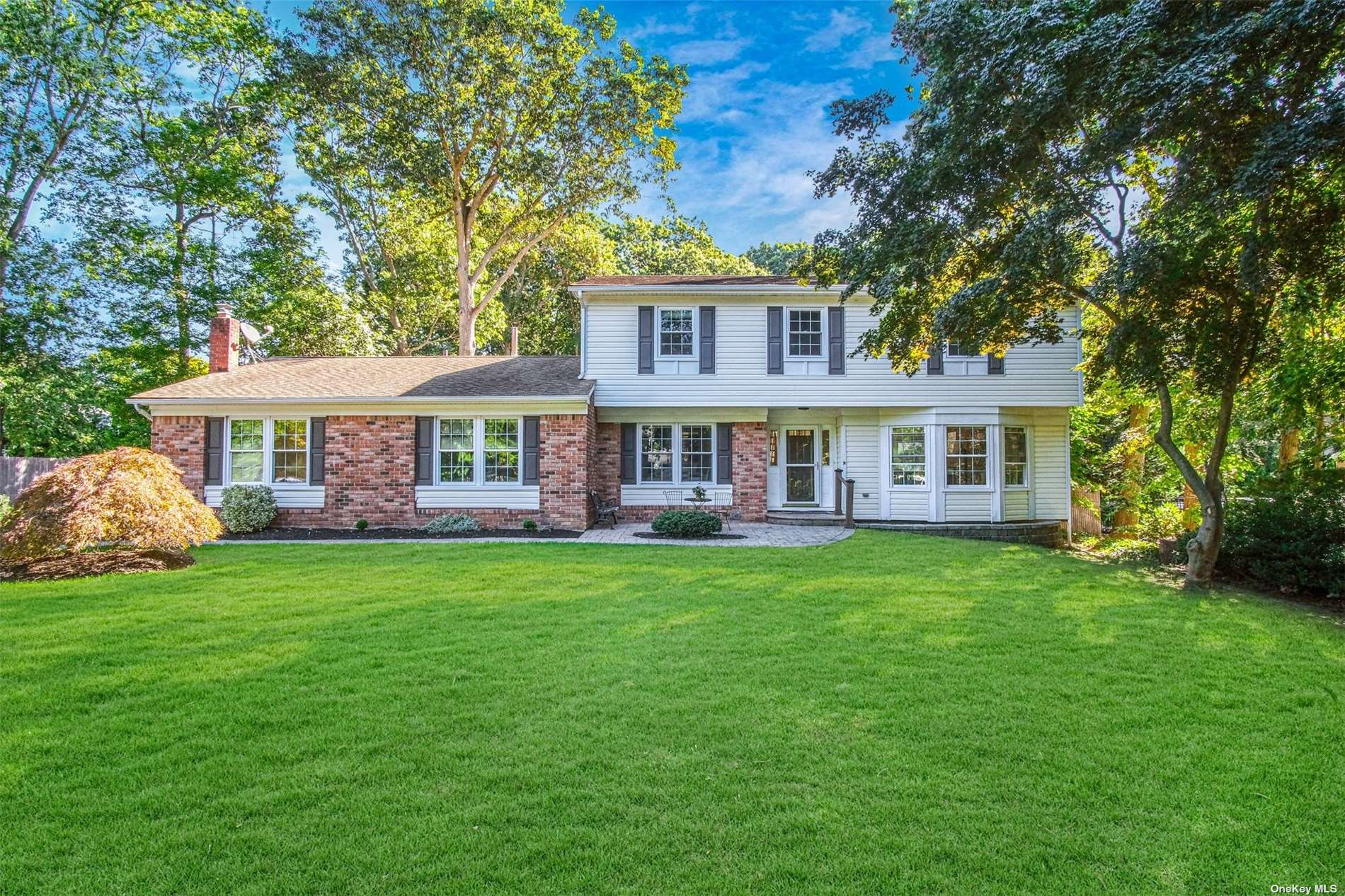 39 Burham Dr, Smithtown, NY 11787 MLS 3433373 Coldwell Banker