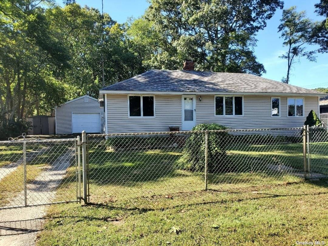 10 Robert St, Mastic, NY 11950 MLS 3435543 Coldwell Banker