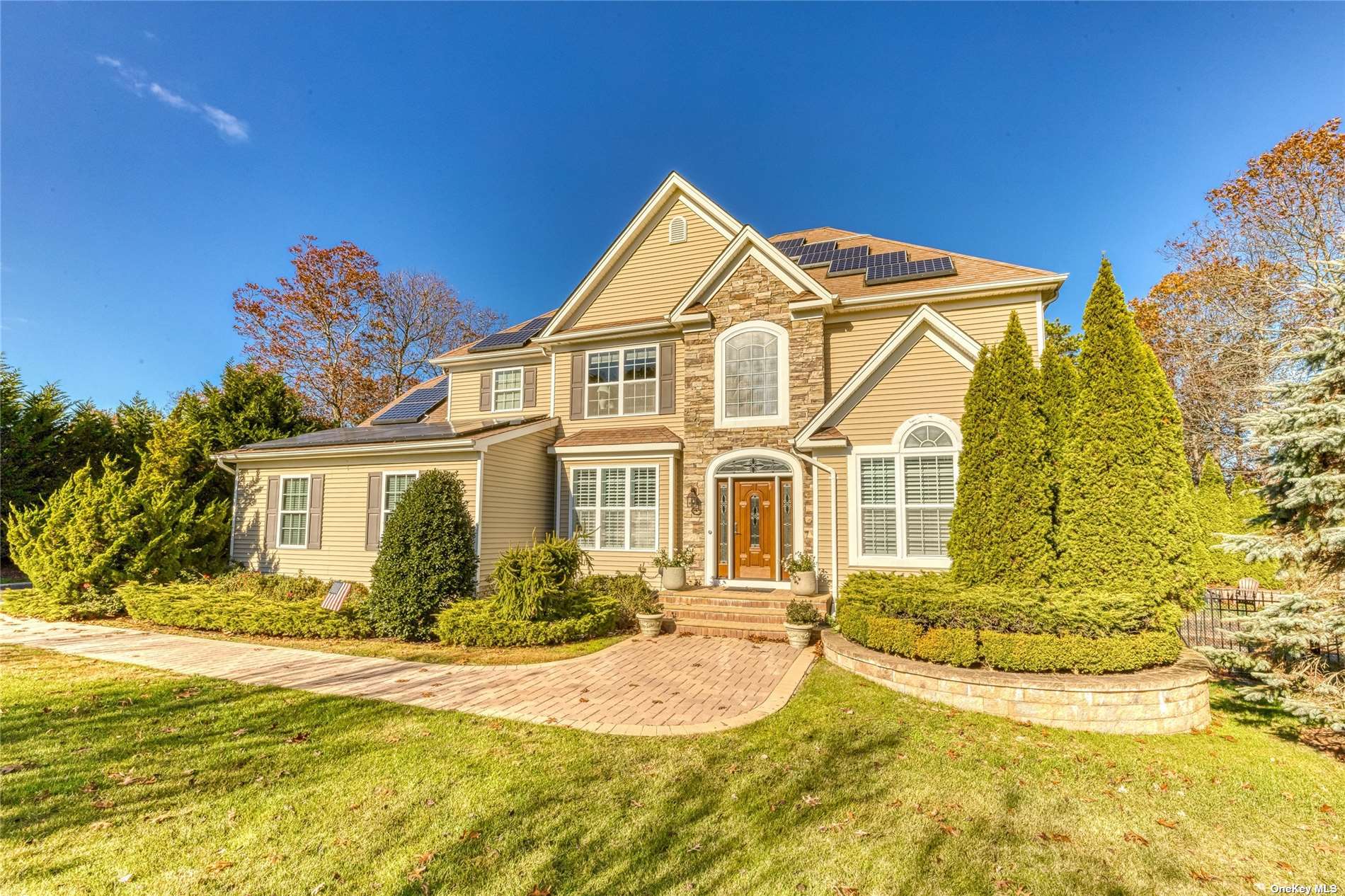 26 Sweetberry Ave, Center Moriches, NY 11934 MLS 3442722 Coldwell