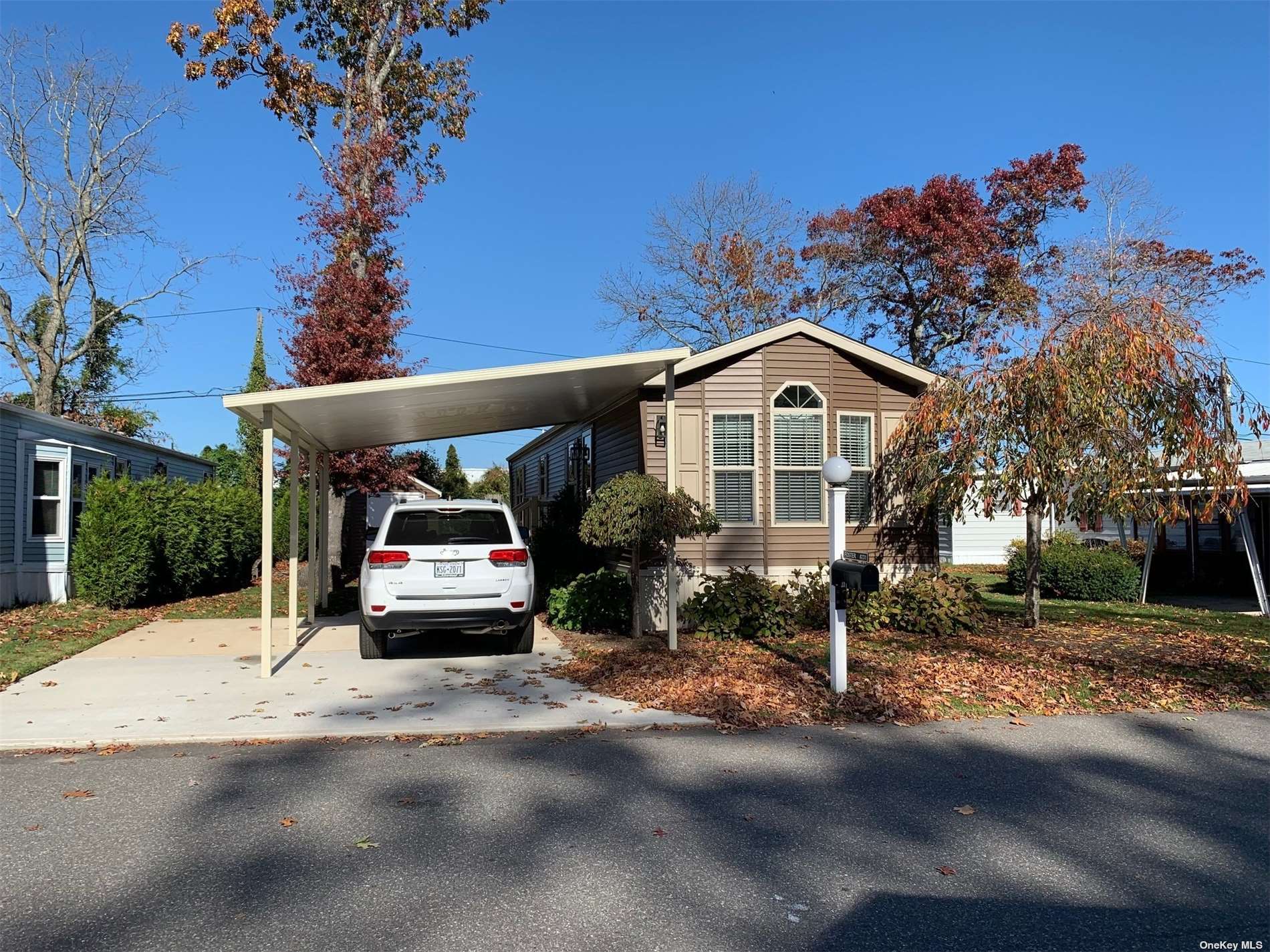 1661231 Old Country Rd, Riverhead, NY 11901 MLS 3444695 Coldwell