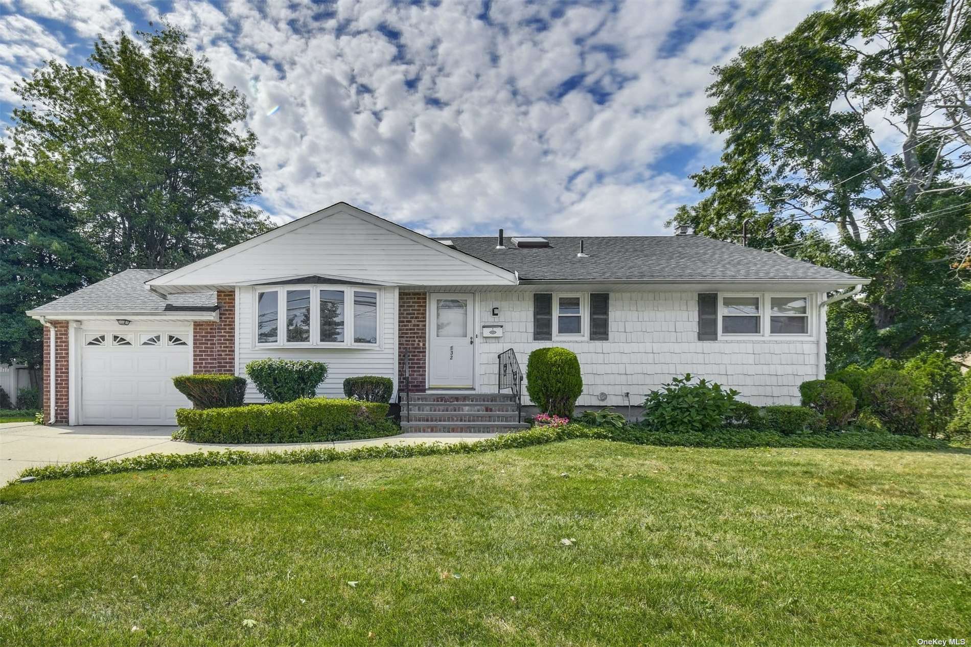 132 Ira Rd, Syosset, NY 11791 MLS 3452256 Coldwell Banker