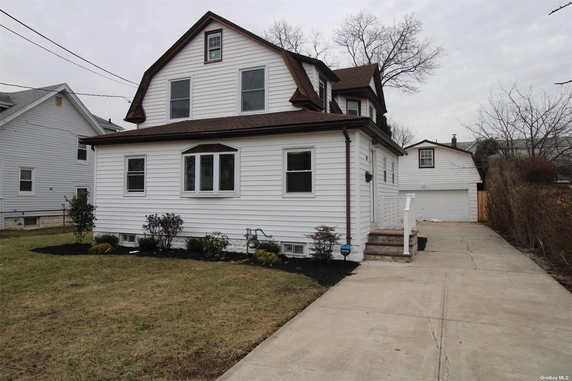 147 E Seaman Ave, Freeport, NY 11520 MLS 3453348 Coldwell Banker