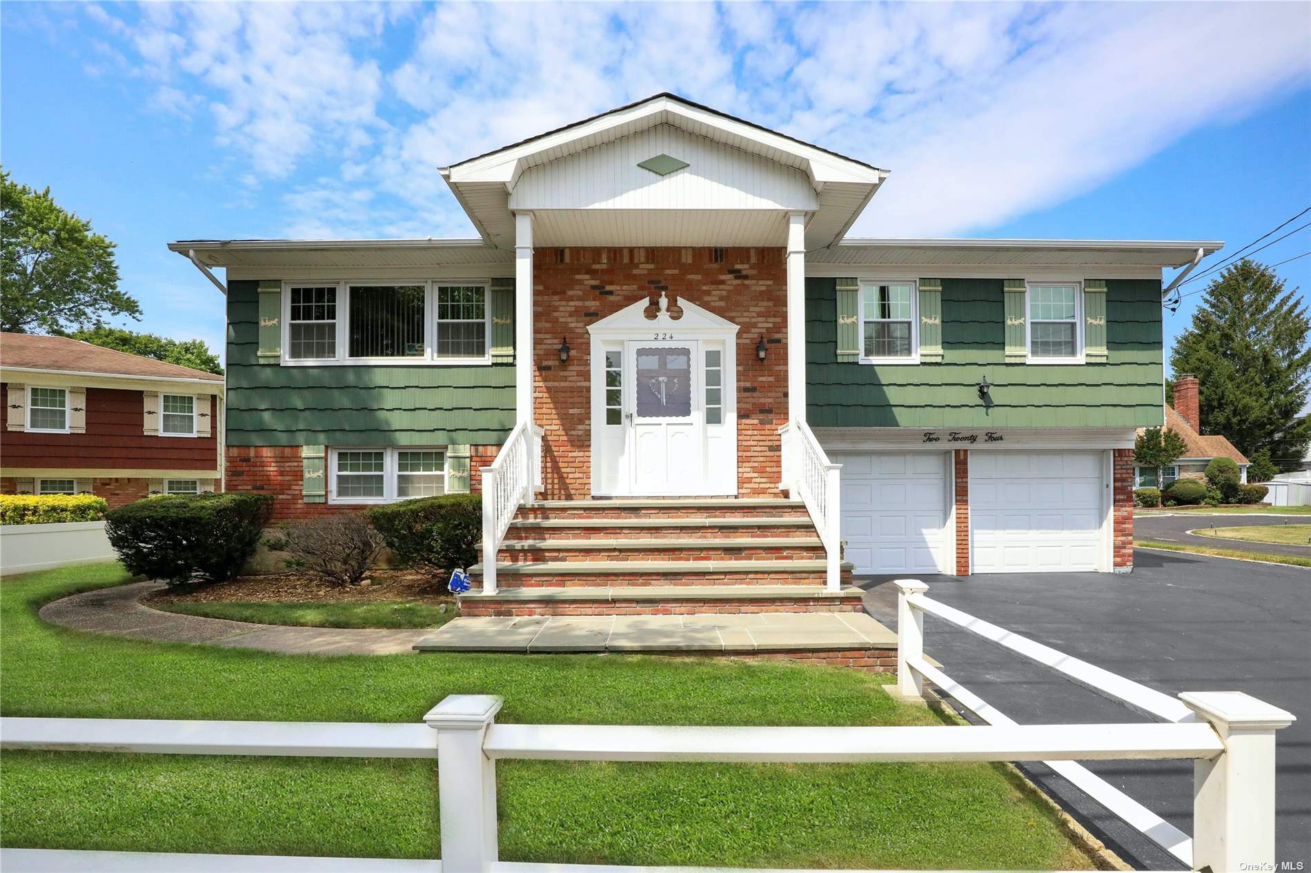 224 Hill Rd, Plainview, NY 11803 MLS 3453702 Coldwell Banker