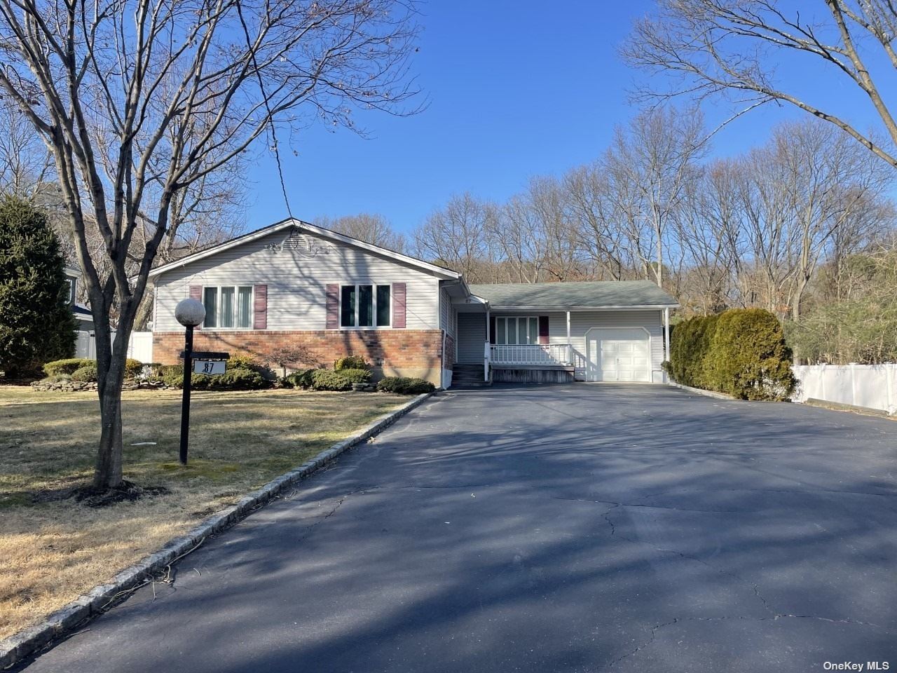 87 Mobrey Ln, Smithtown, NY 11787 MLS 3459740 Coldwell Banker