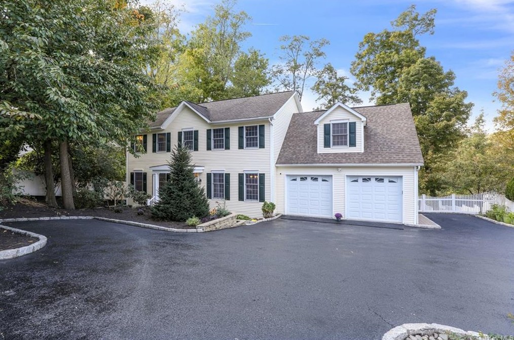 60 Oregon Rd, Cortlandt Manor, NY 10567 MLS H6067993 Coldwell Banker