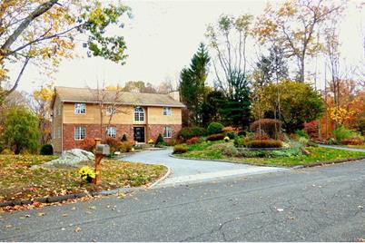 90 Maple Wood Dr Brewster Ny Mls H Coldwell Banker