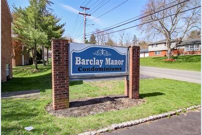 2906 Barclay Manor #29F - Photo 1