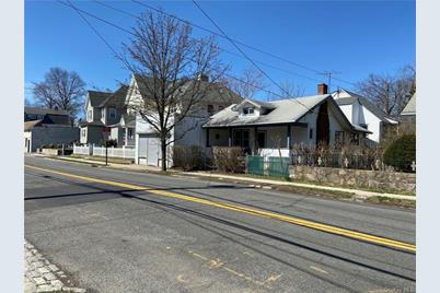 324 5th Avenue - Photo 1