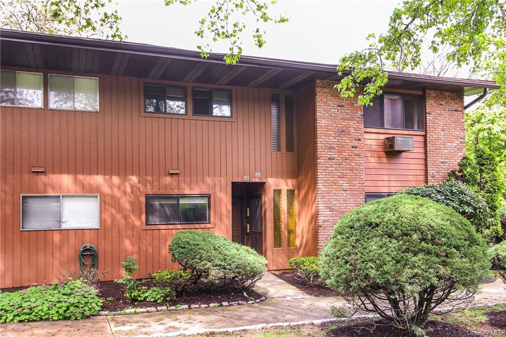 252 Coachlight Square, Montrose, NY 10548 MLS H6114273 Coldwell Banker